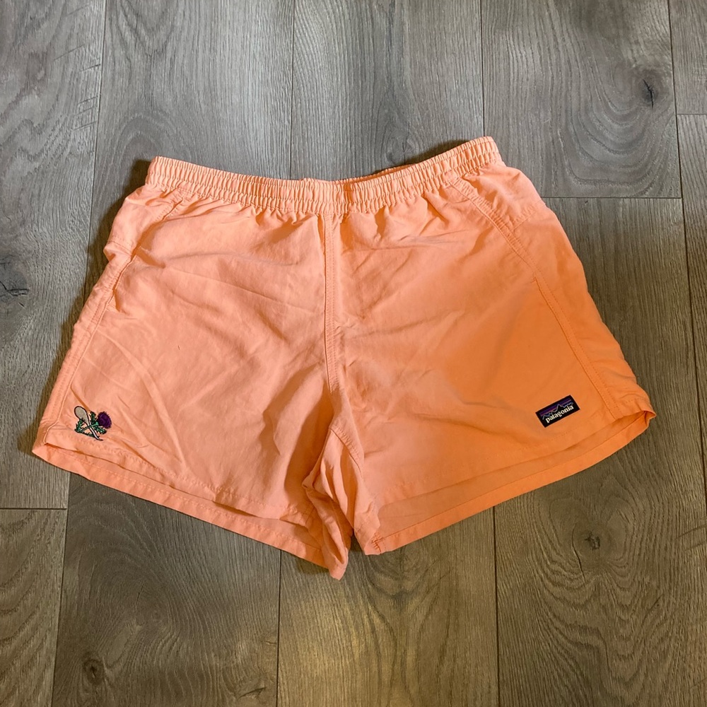 Patagonia Women's Baggies Shorts 5 IN Inseam
Orange